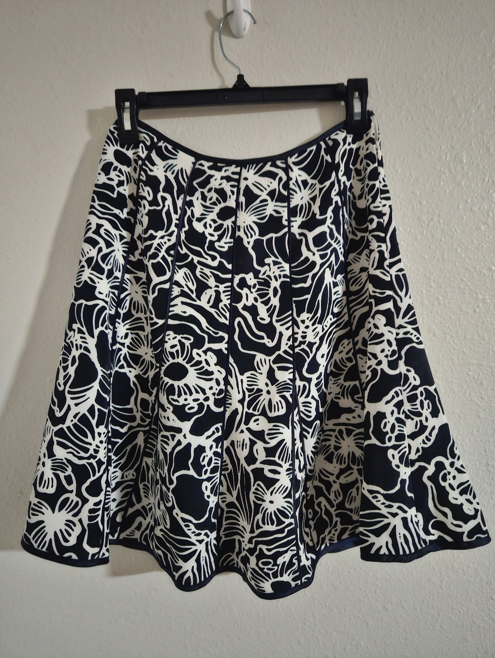 VTG Chadwick’s Navy Floral A-Line Skirt Petite 2P - Sicilian Summer Coastal Chic